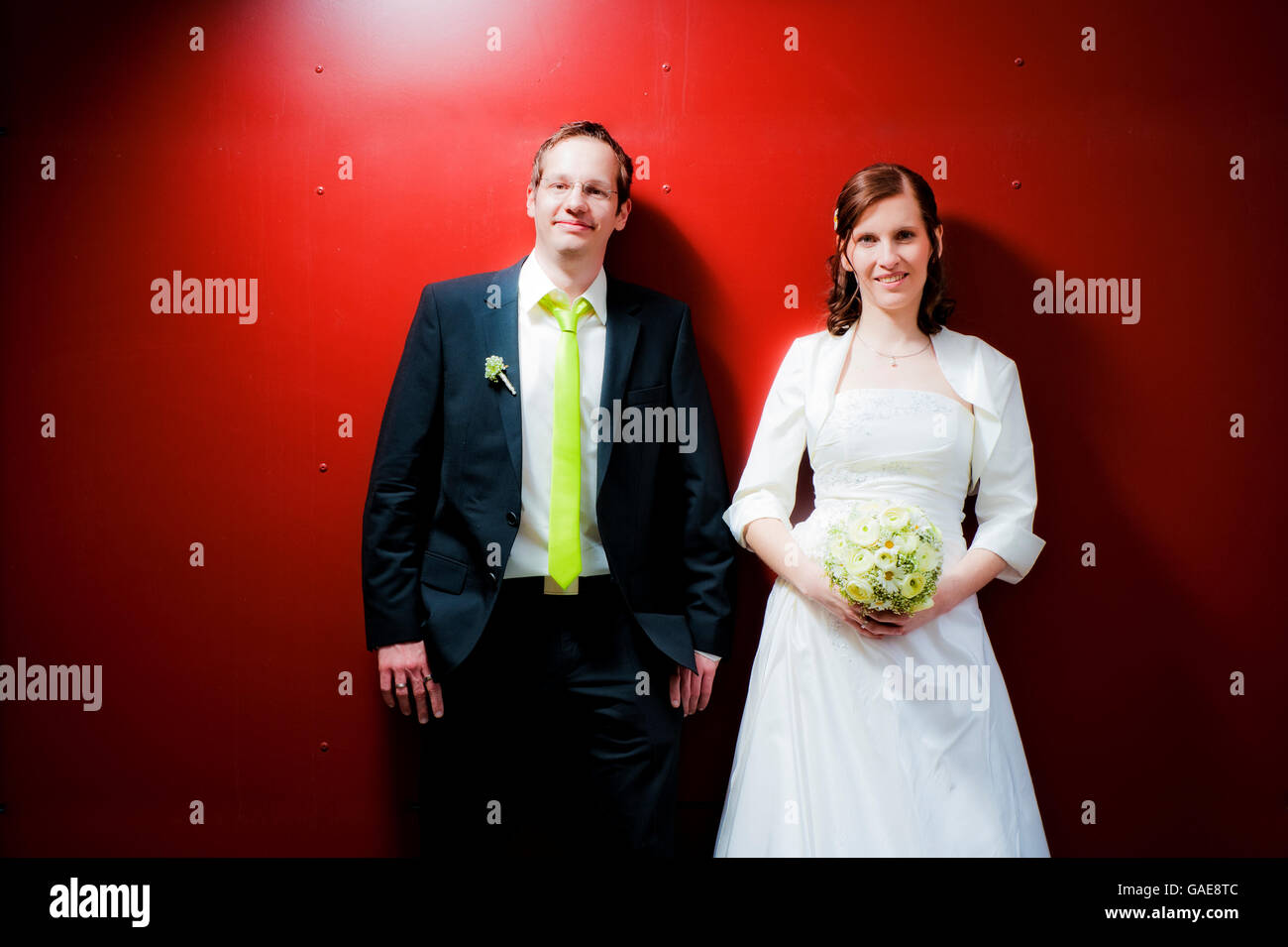 Old Man Marrying Young Woman Hi res Stock Photography And Images Alamy old-man-marrying-young-woman-hi-res-stock-photography-and-images-alamy