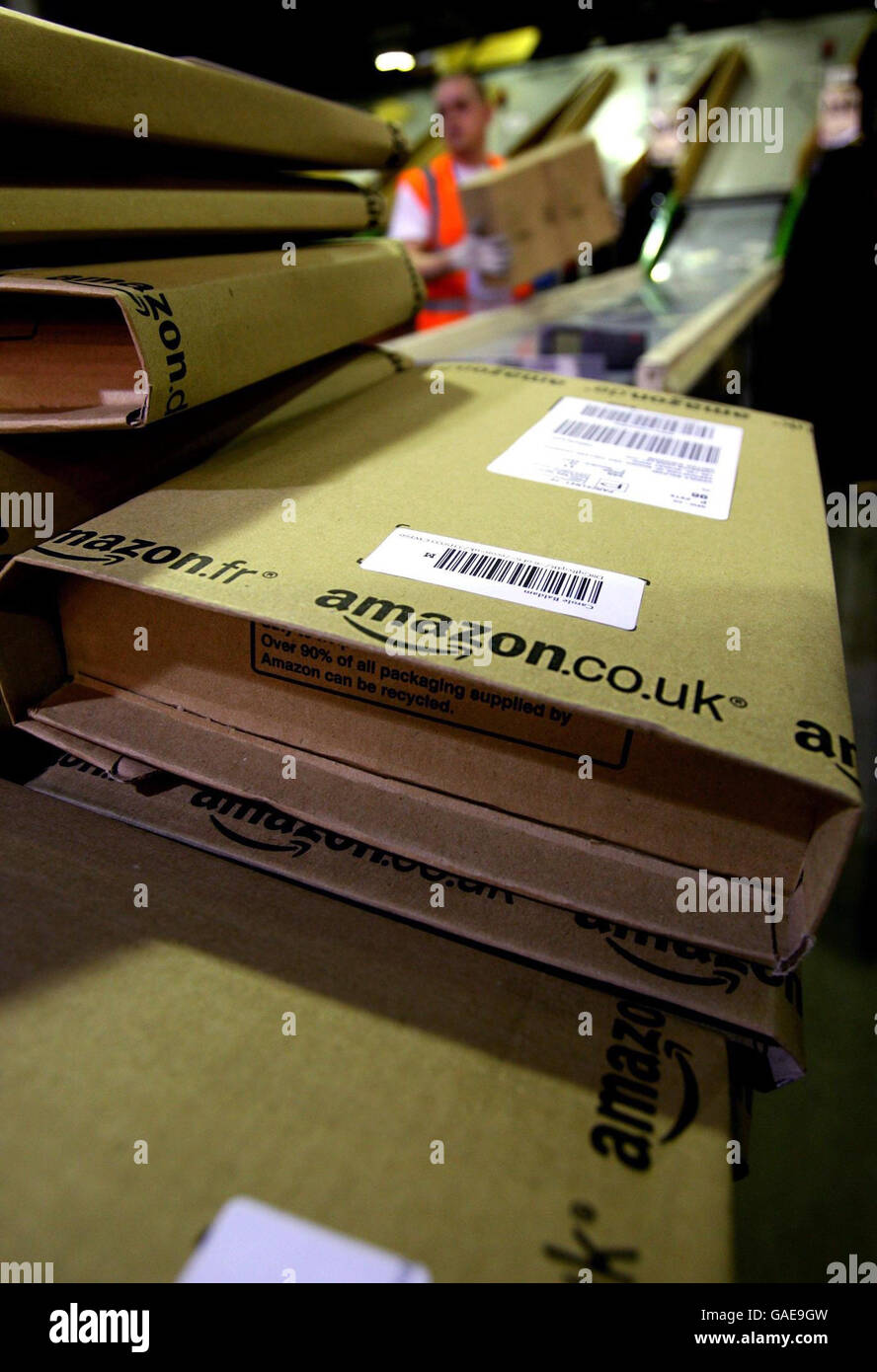 Amazon warehouse - Milton Keynes. Parcels ready for dispatch at the Amazon.co.uk distribution centre near Milton Keynes. Stock Photo