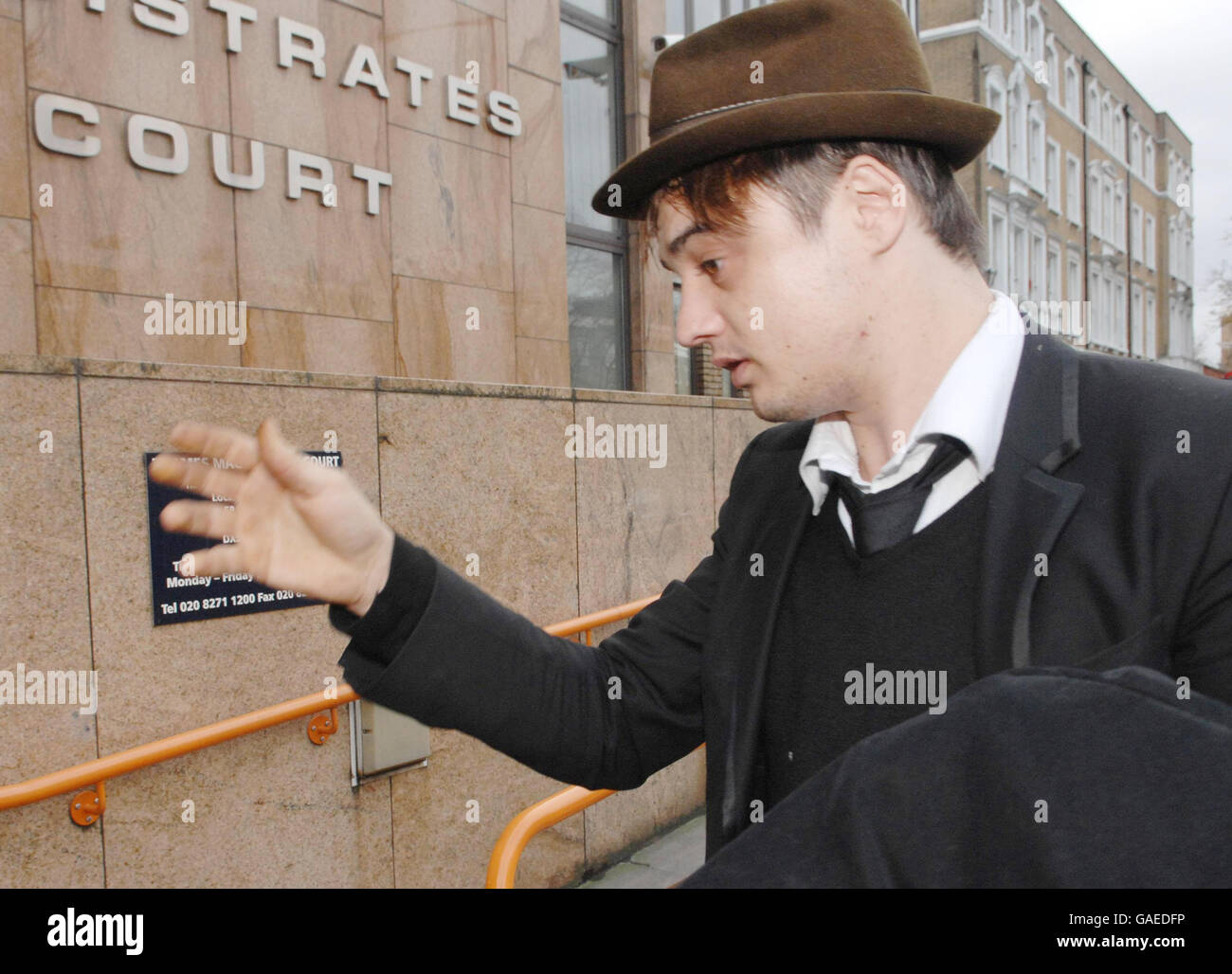 Singer Pete Doherty outside Thames Magistrates Court, east London, Where Amy Winehouse's husband Blake Fielder-Civil appeared on charges of perverting the course of justice. Stock Photo