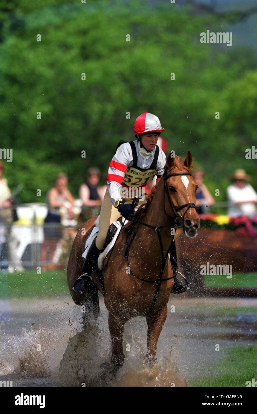 Equestrianism - Chatsworth Horse Trials. Fiona Cardrick in action on Gracious Me II Stock Photo