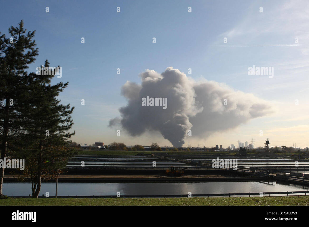 Fire in Stratford Stock Photo - Alamy