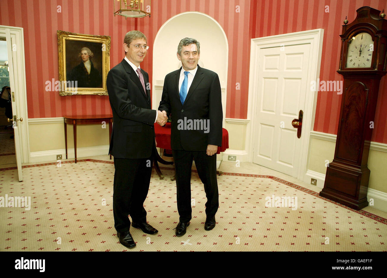 Gordon Brown meets Hungarian Prime Minister Stock Photo