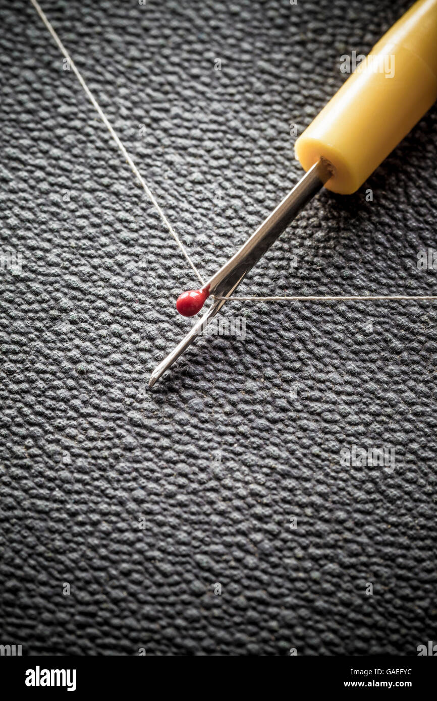 Thread cutter hi-res stock photography and images - Alamy