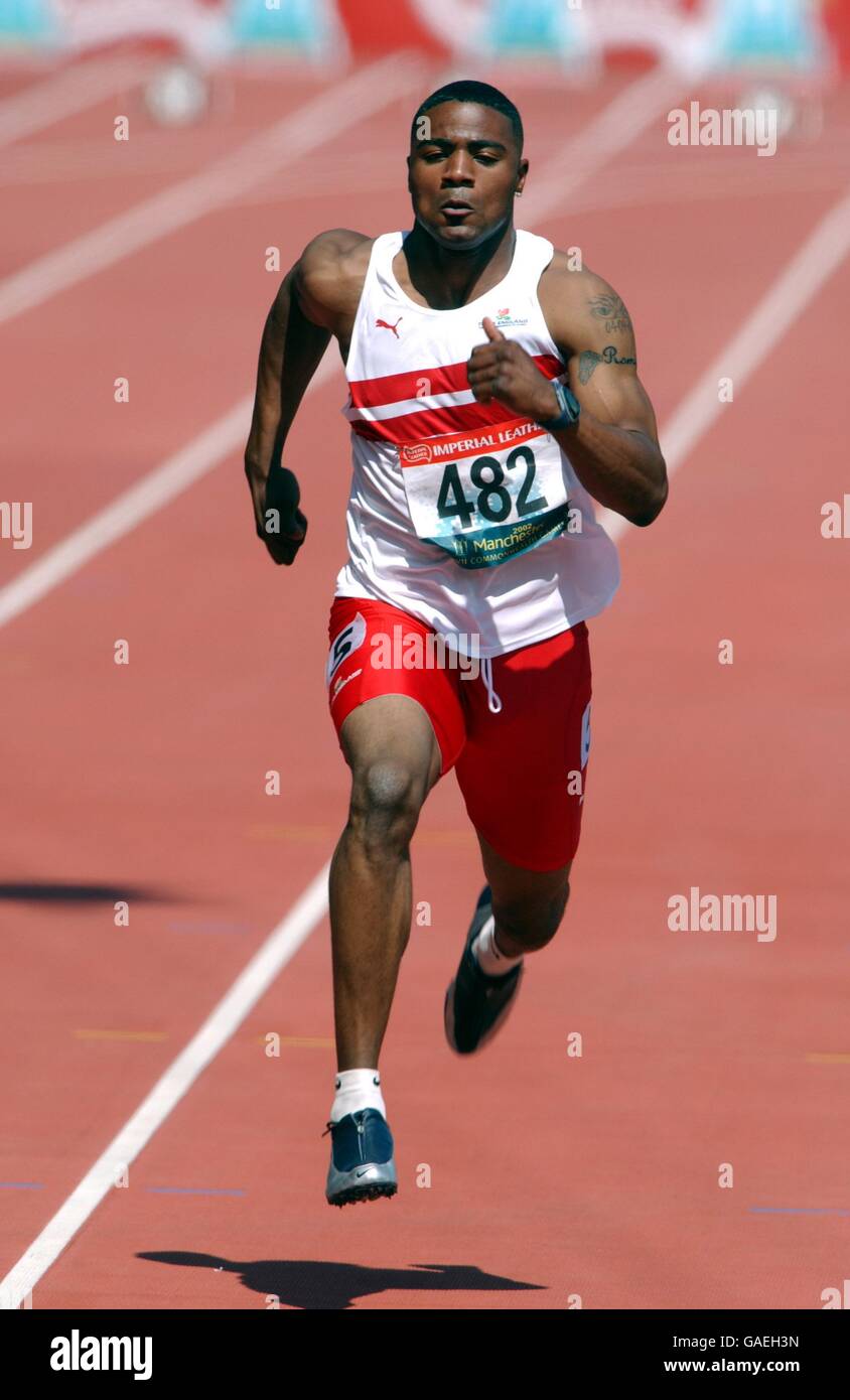 Manchester 2002 Commonwealth Games Mens 100m Stock Photo Alamy