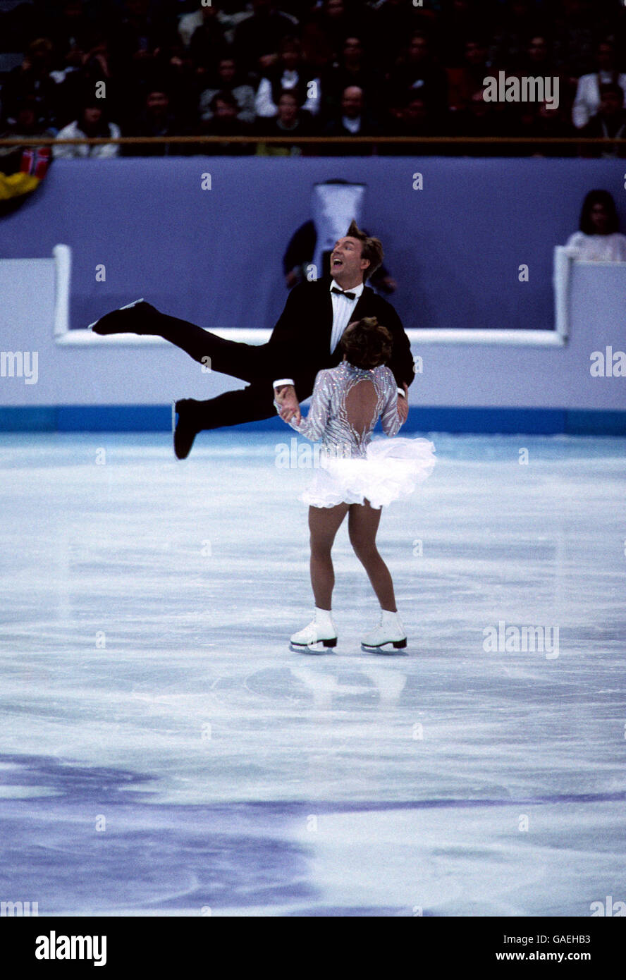 Winter Olympic Games 1994 - Lillehammer. Great Britain's Jayne Torvill and Christopher Dean compete in the Ice Dancing Final where they achieved a Bronze medal. Stock Photo