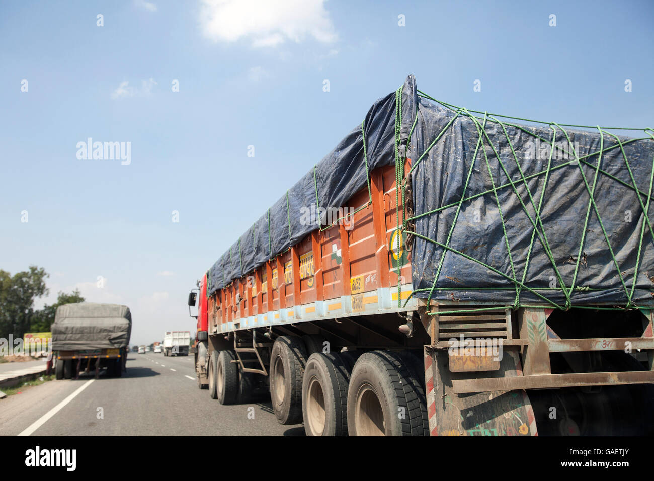 NH 48, National Highway 48 Stock Photo Alamy