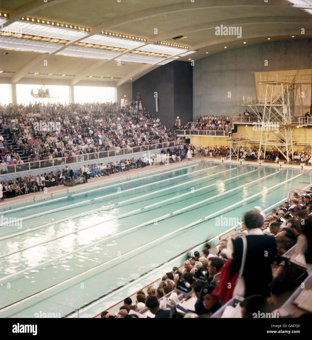 1958 British Empire and Commonwealth Games - Diving - Cardiff. General view of the swimming pool built in Cardiff especially for the Empire and Commonwealth Games Stock Photo