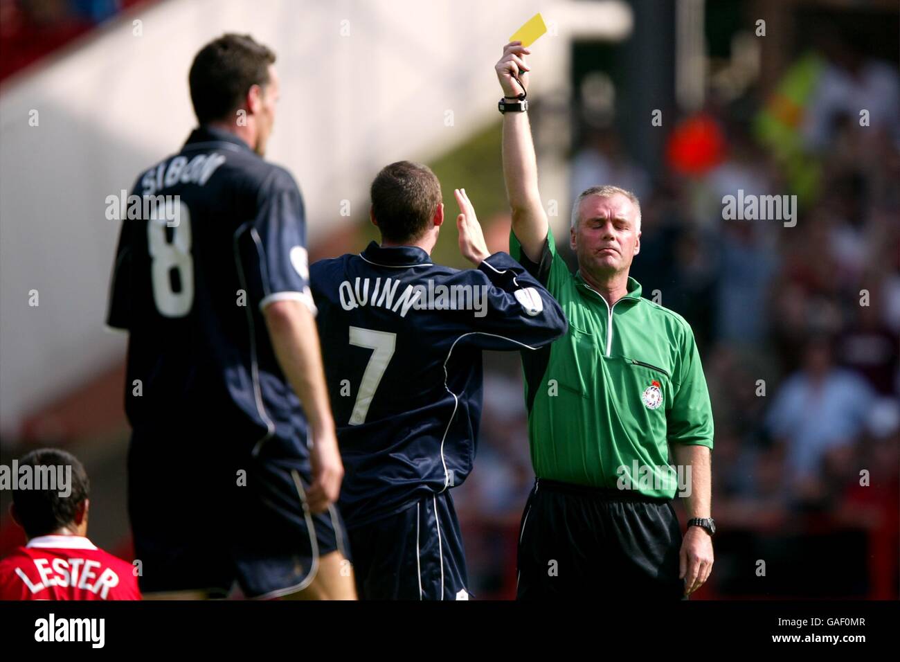 Referee P.Danson shows Sheffield Wednesday's Gerald Sibon (8) his second yellow card before showing the red Stock Photo