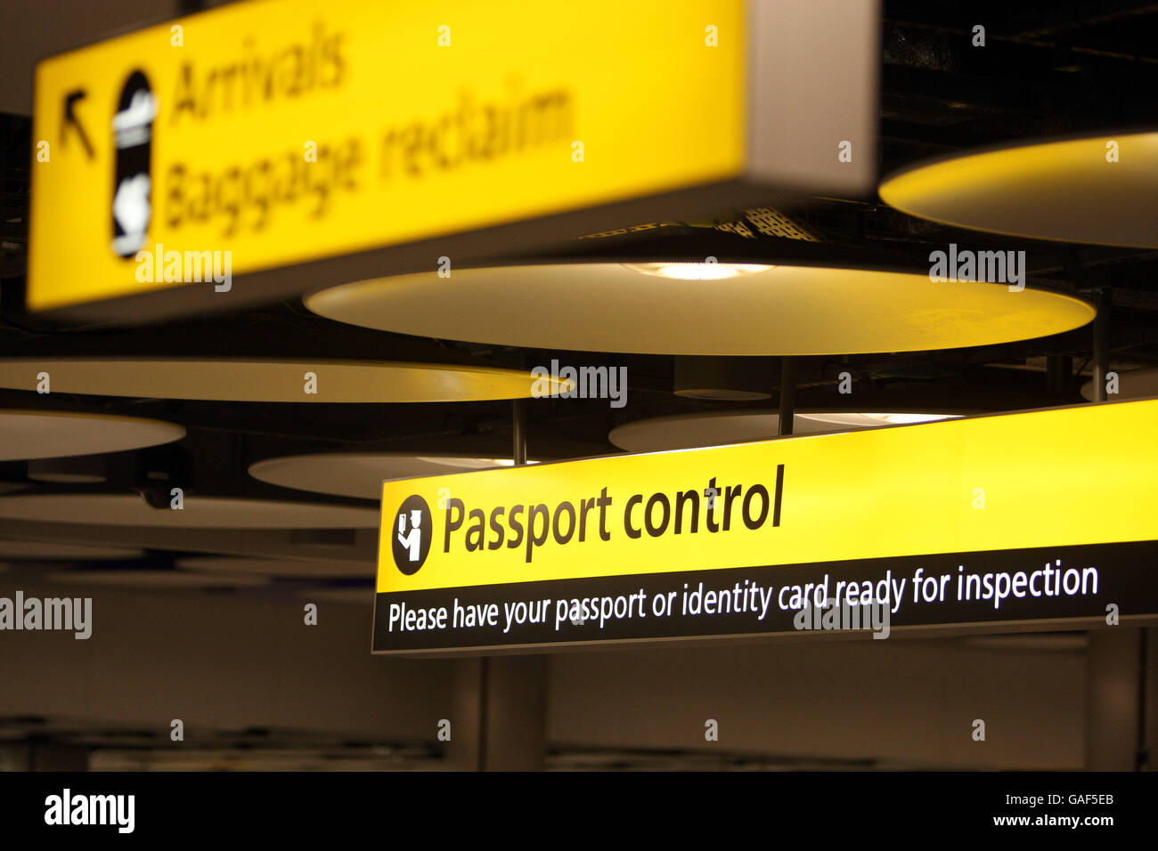 Heathrow Terminal 5 Stock Photo Alamy