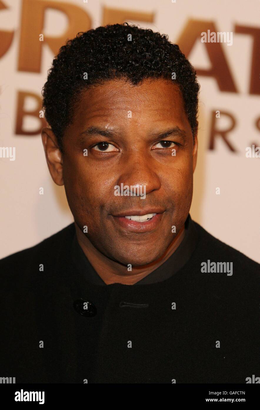 Denzel Washington arrives at the premiere of The Great Debaters at the Arclight Cinerama Dome in Hollywood, Los Angeles. Stock Photo