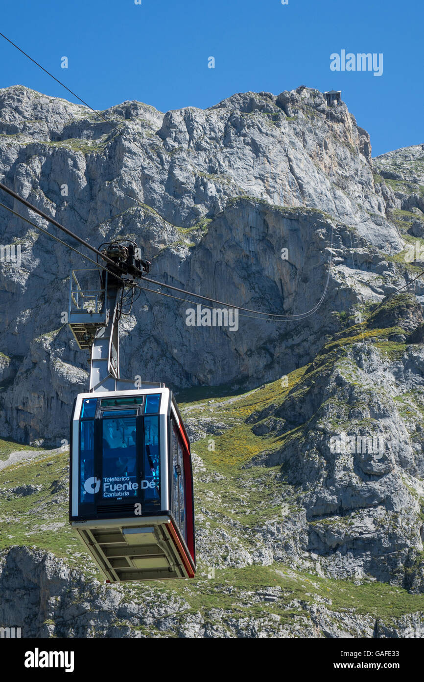 Spain, Cantabria, Picos de Europa, Fuente De, cable car Stock Photo - Alamy