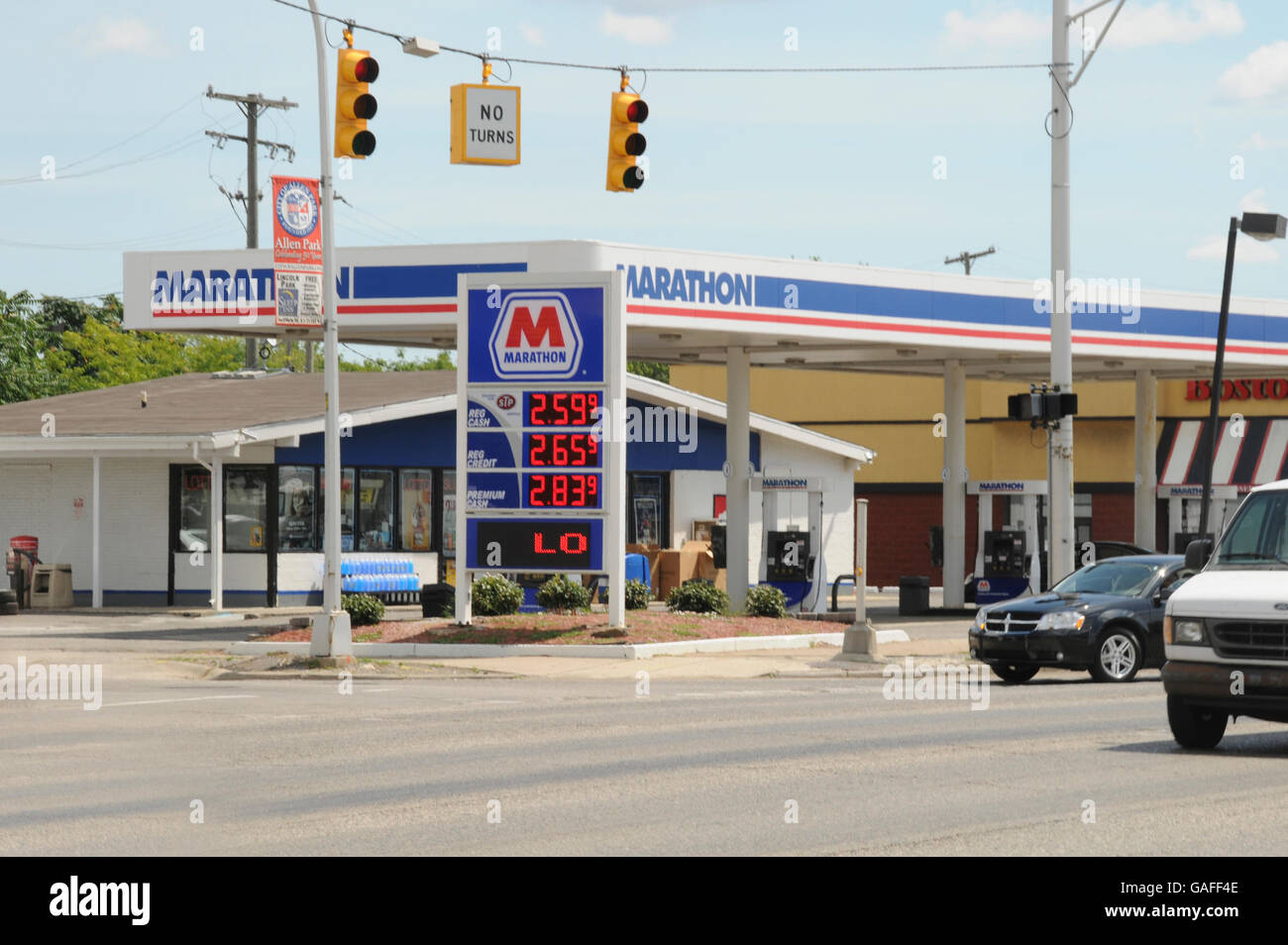 The Marathon gas station in Allen Park, Michigan Stock Photo Alamy
