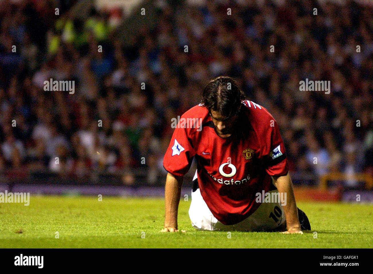 Soccer - FA Barclaycard Premiership - Manchester United v Bolton Wanderers. A dejected Ruud Van Nistelrooy of Manchester United after missing the goal Stock Photo