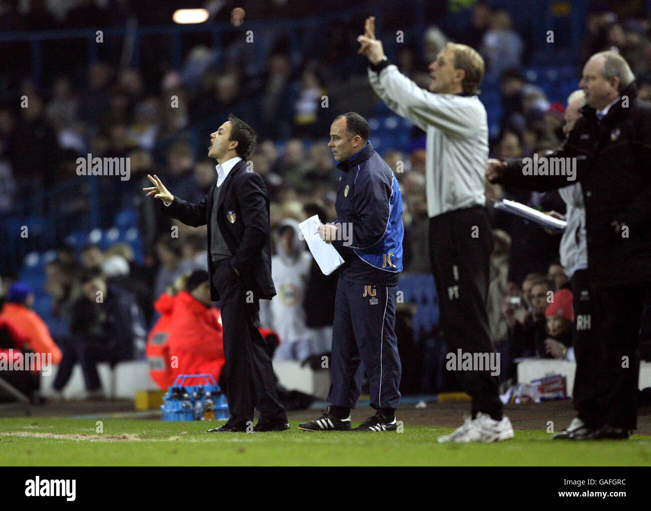 Leeds United manager Dennis Wise (left) and Bristol Rovers manager Paul ...
