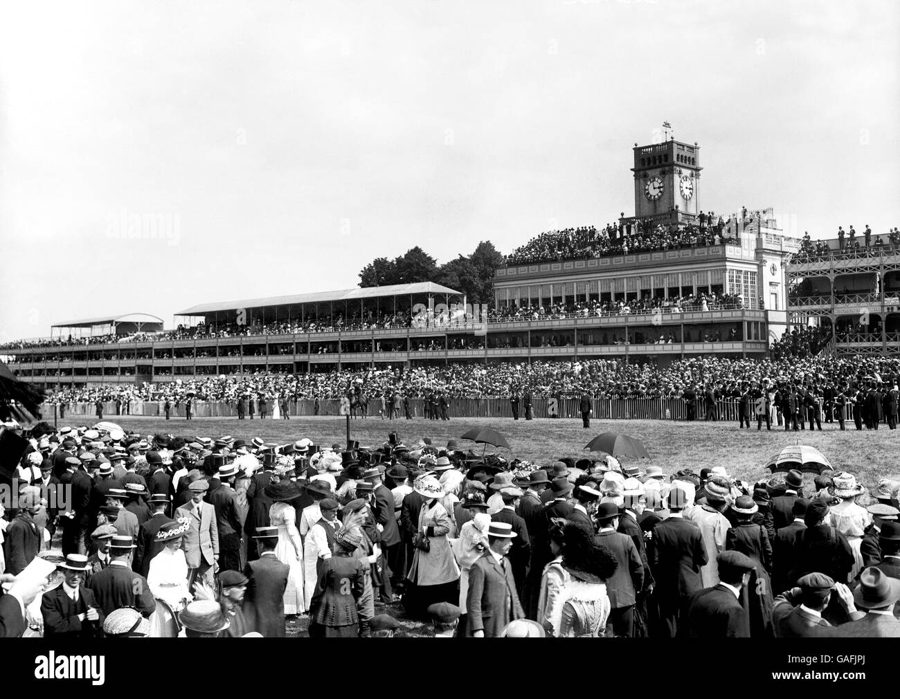 Sport racing ascot hires stock photography and images Alamy