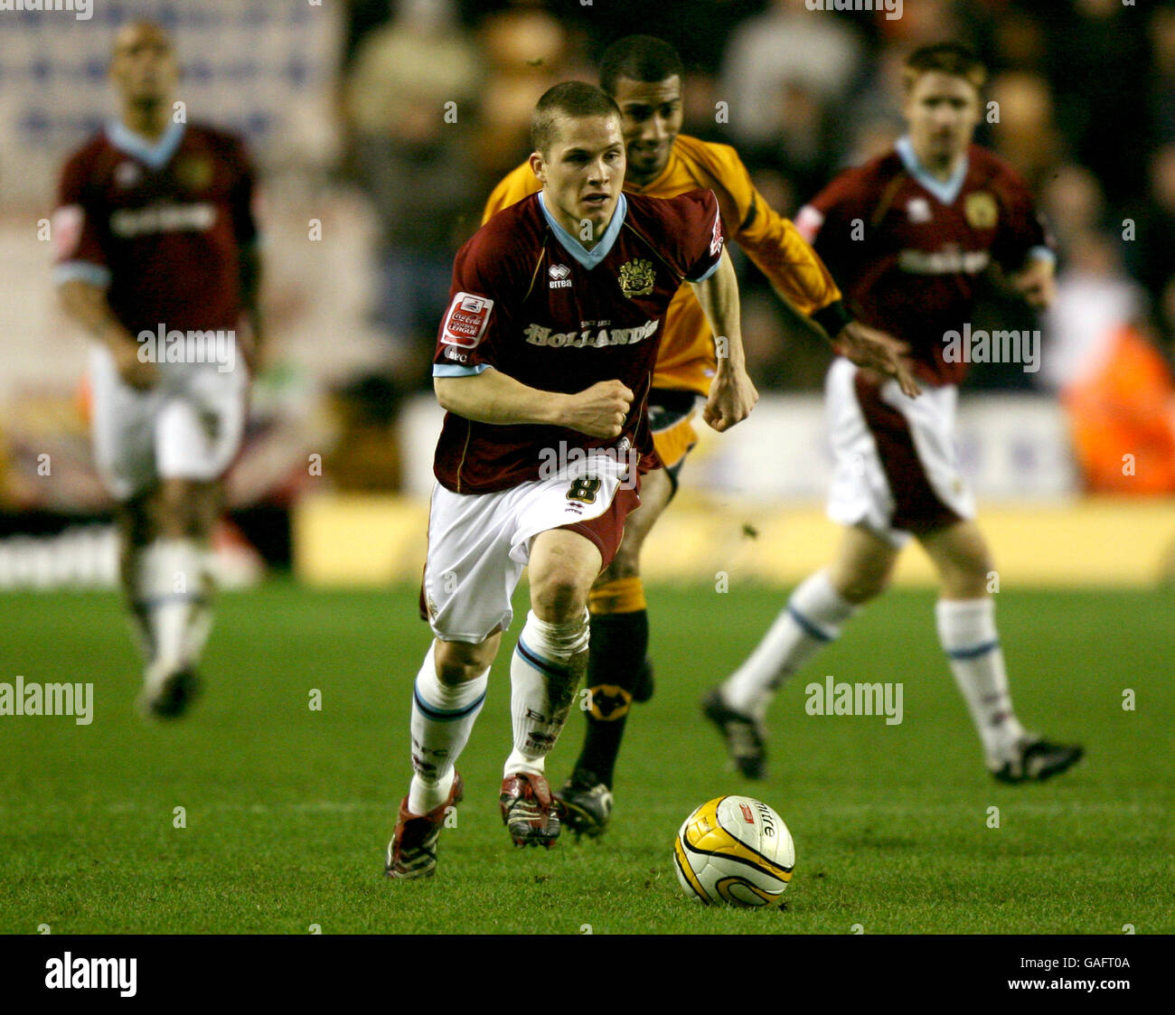 Soccer - Coca-Cola Football League Championship - Wolverhampton Wanderers v Burnley - Molineaux Stadium. Joey Gudjonsson, Burnley Stock Photo