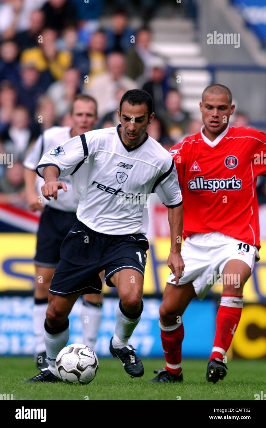 (L-R) Bolton Wanderers Youri Djorkaeff Charlton Athletic's Luke Young. Stock Photo