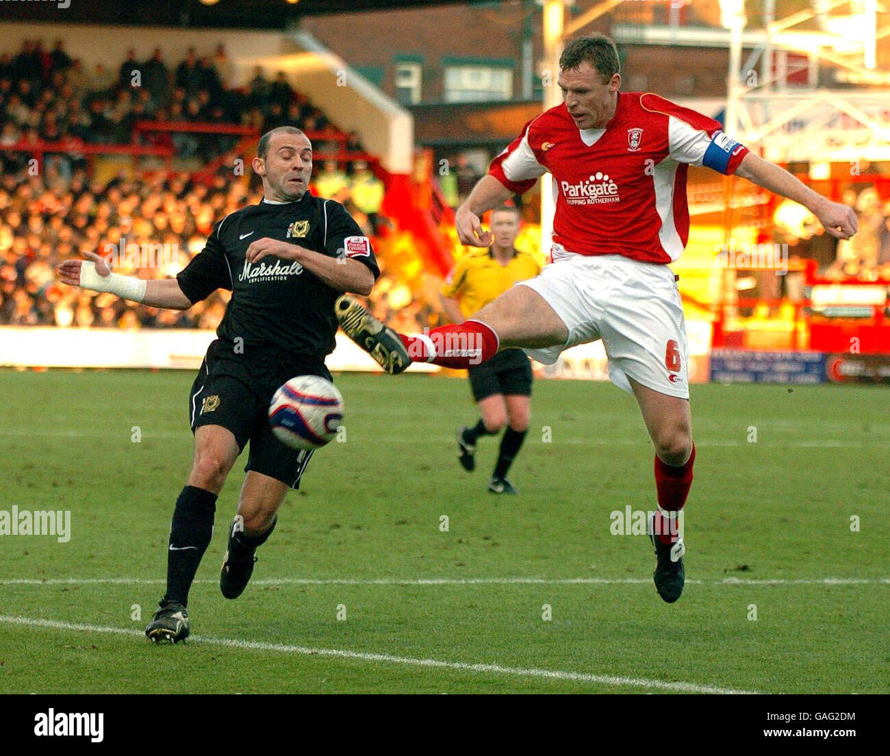 Football action colin cameron hi-res stock photography and images - Alamy