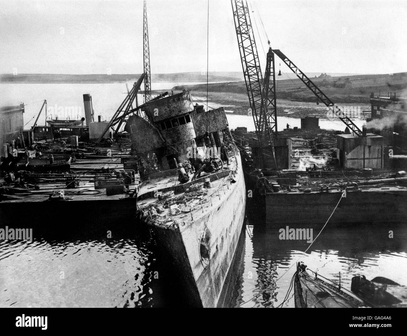 Salving the last of the German destroyers at Scapa Flow, in the Orkney Islands. Stock Photo