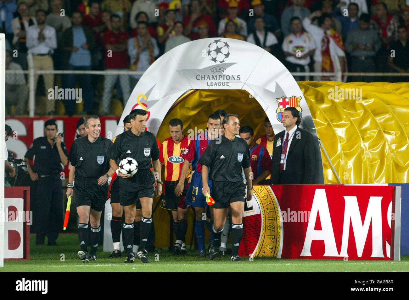 Soccer - UEFA Champions League - Group H - Galatasaray v Barcelona Stock Photo