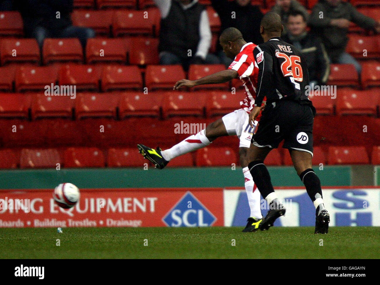 Stoke City's Ricardo Fuller scores the first goal during the Coca-Cola Football League Championship match at the Britannia Stadium, Stoke-on-Trent. Stock Photo