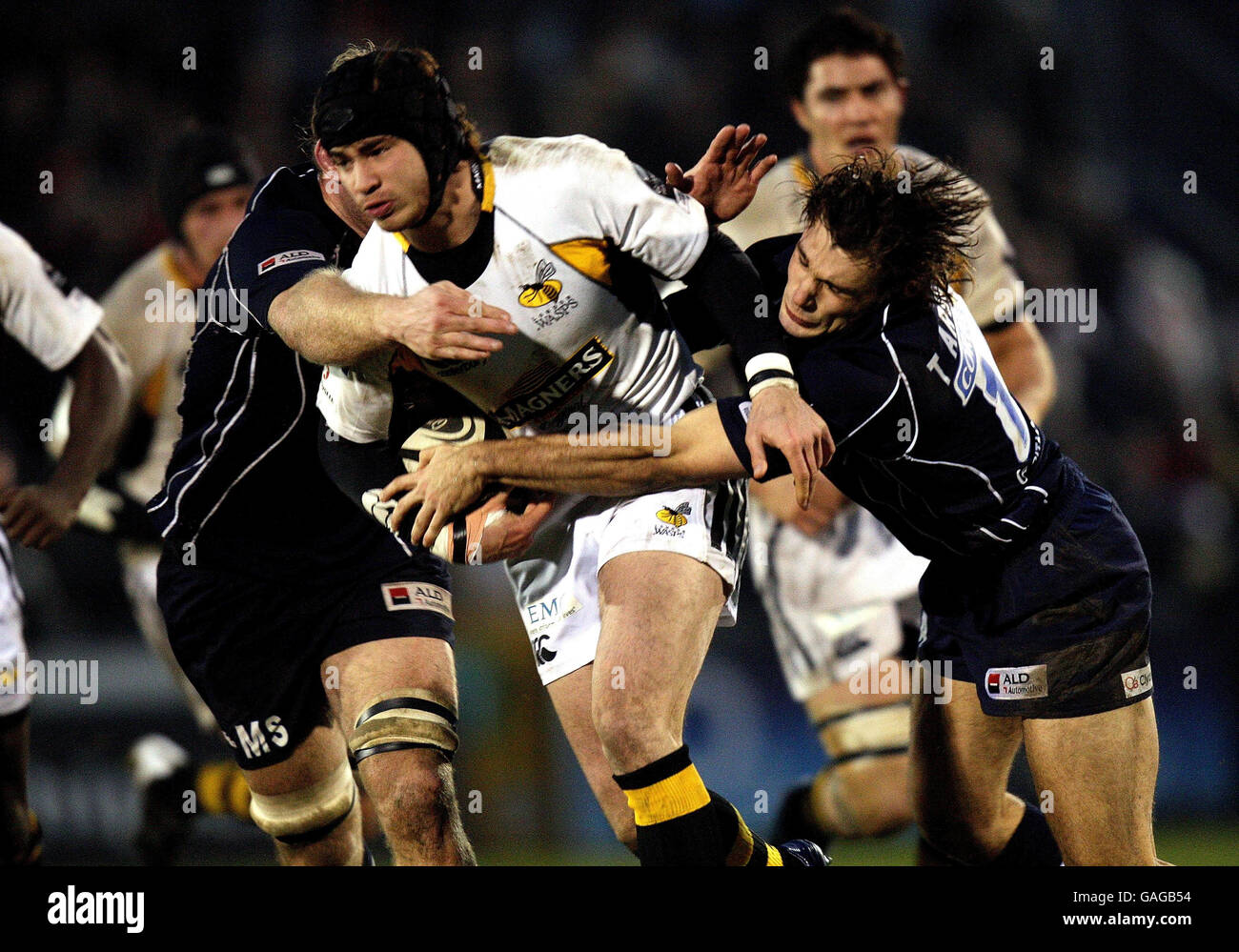 Rugby Union - Guinness Premiership - Bristol v London Wasps - Memorial Stadium. Wasps' Danny Cipriani is tackled by Bristol's Matt Slater and Tom Arscott during the Guinness Premiership match at Memorial Stadium, Bristol. Stock Photo