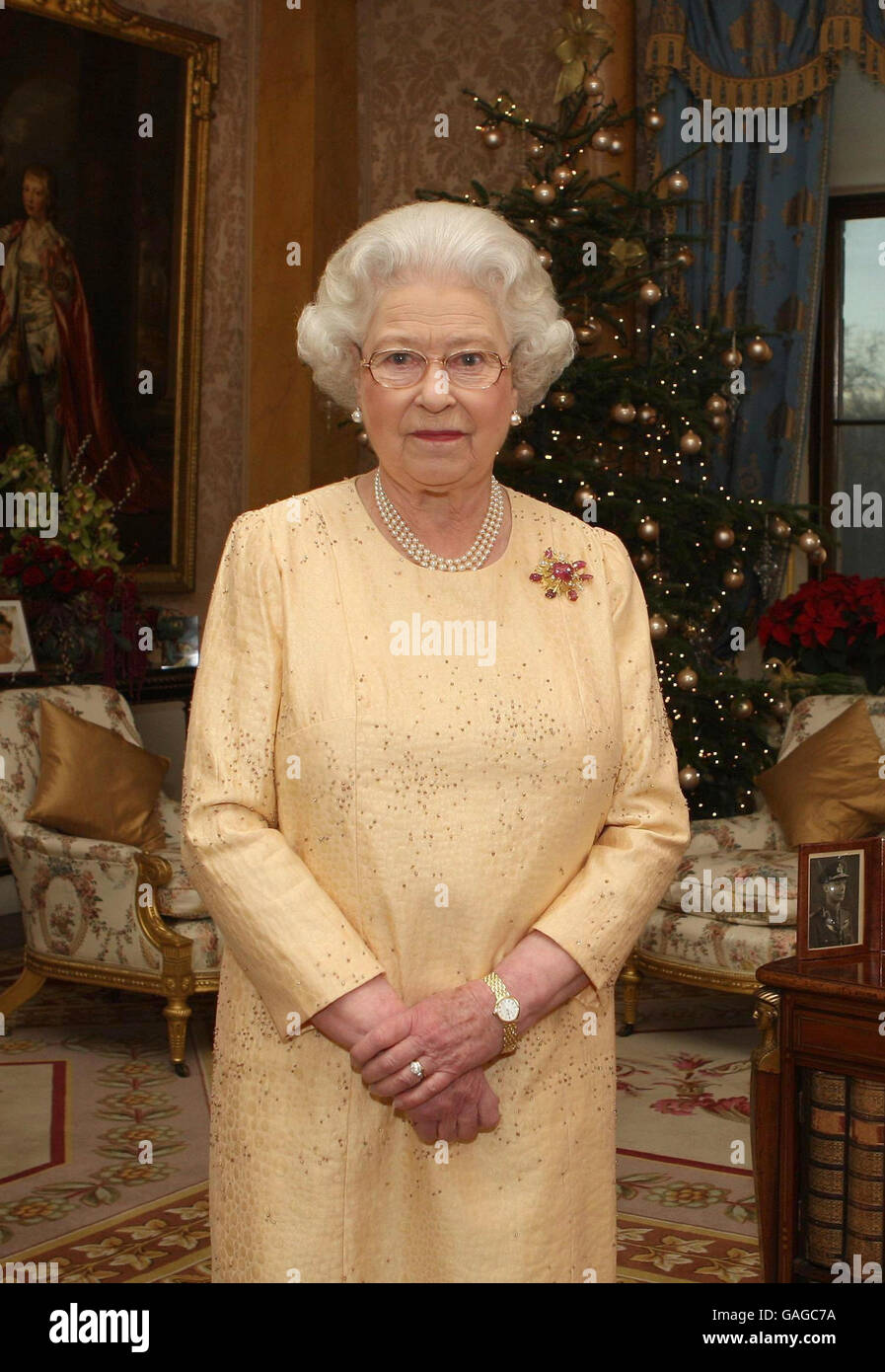 Queen's Christmas Day speech Stock Photo Alamy