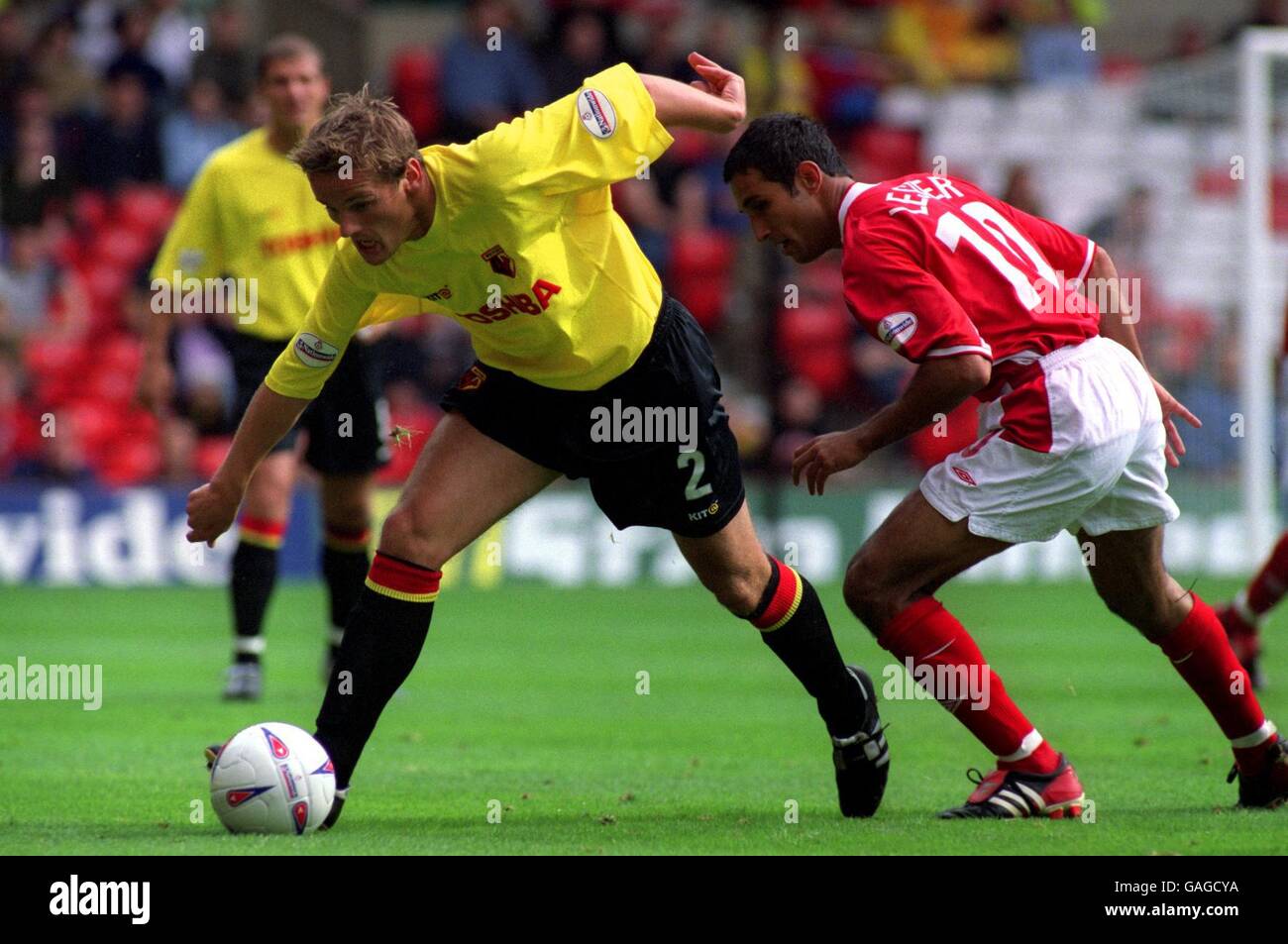 Soccer - Nationwide League Division One - Nottingham Forest v Watford. Watford's Neal Ardley battles for the ball with Nottingham Forest's Jack Lester Stock Photo