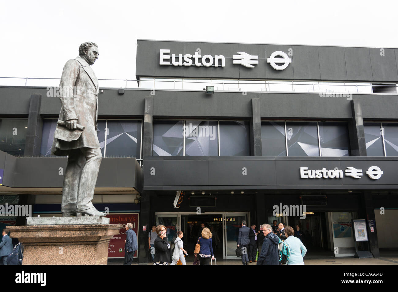 Statue of Robert Stephenson, Euston Station, Euston, London, England