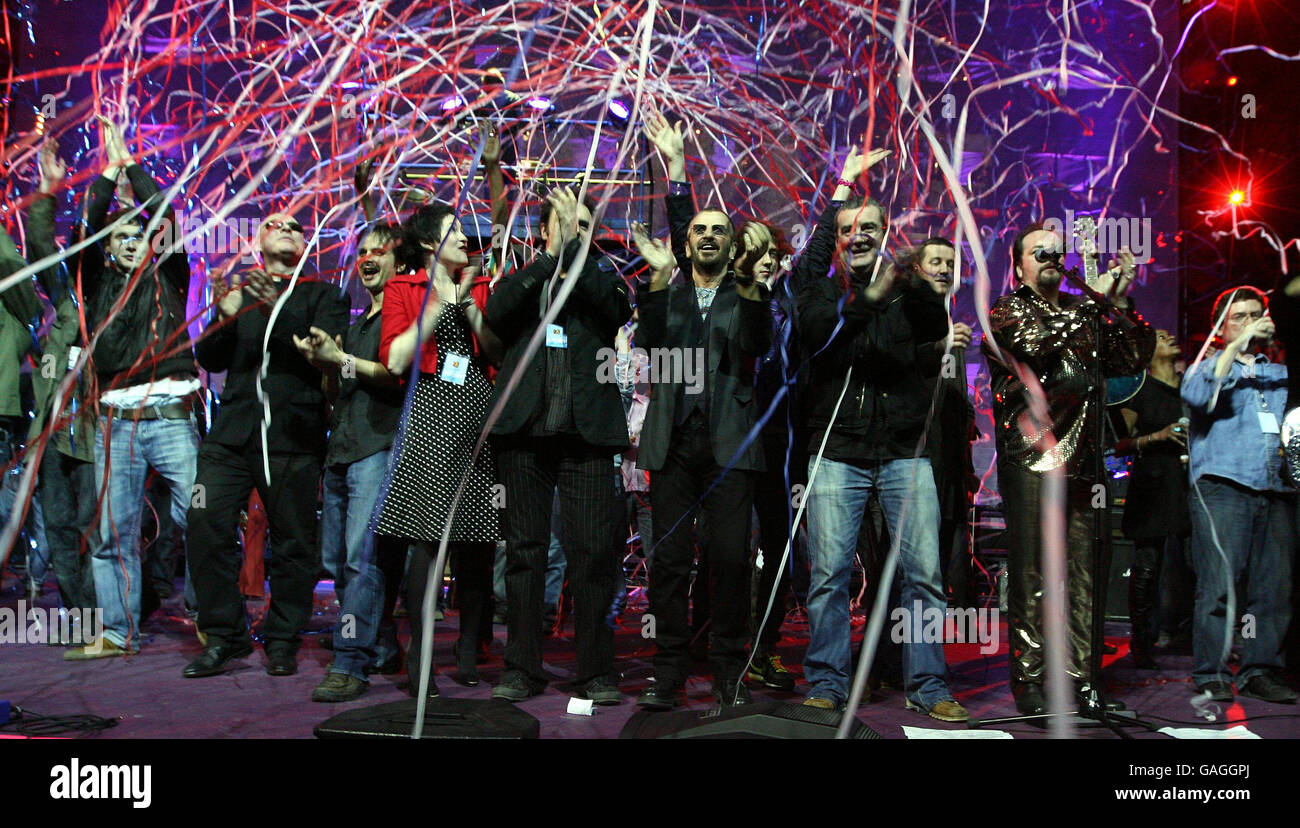 Ringo starr and fellow performers who took part in Liverpool The Musical at the Liverpool Echo Arena, Liverpool. Stock Photo