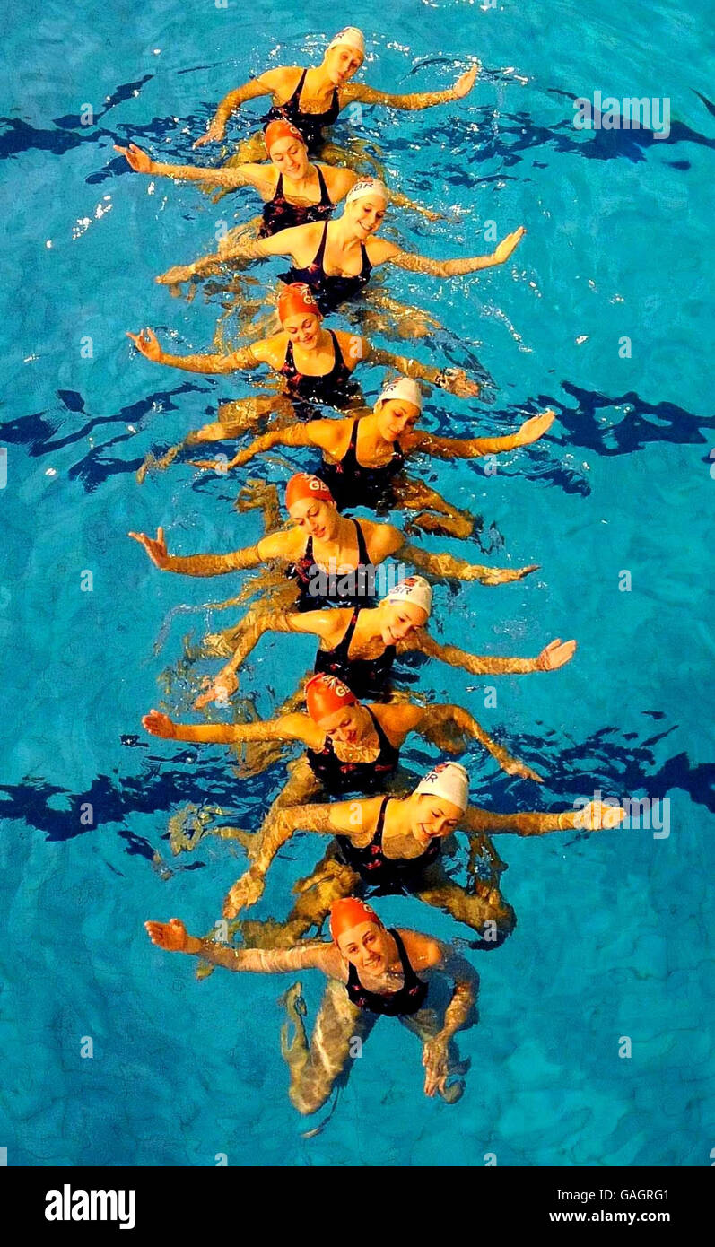 Great Britain's Olympic Synchronised swimming squad in action at the Olympic Swimming Pool complex. The British Olympic Association has chosen Aldershot to host Team GB's London 2012 Pre-Olympic Games Preparation and Processing Camp, at Aldershot Garrison Sports Centre, Aldershot. Stock Photo
