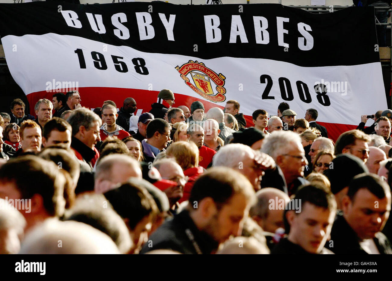 On 50th anniversary disaster in 8 manchester united players died hires