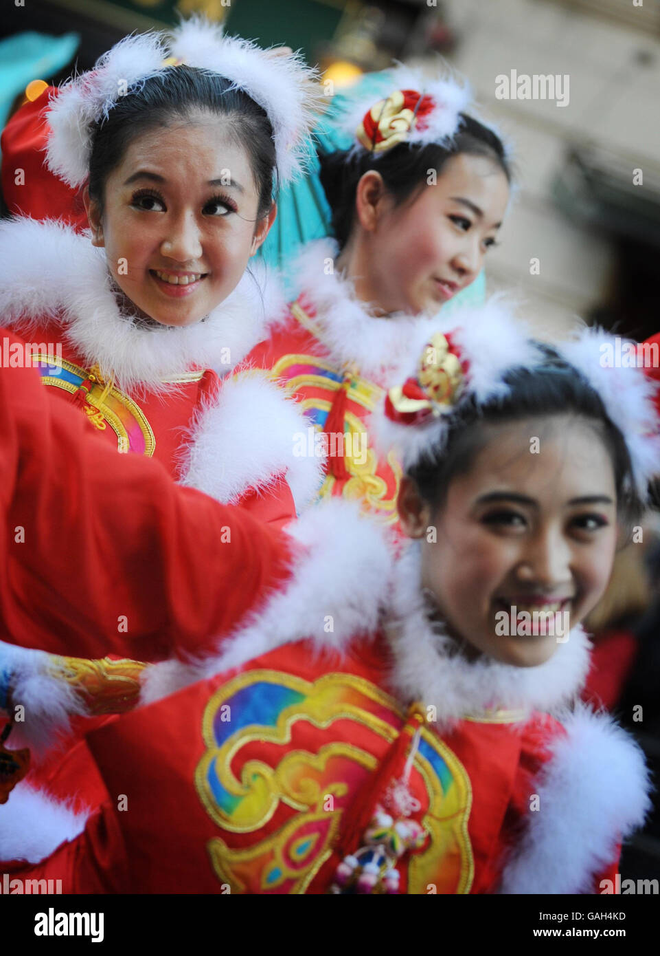 Chinese dancers take part in this year's Chinese New Year celebrations ...