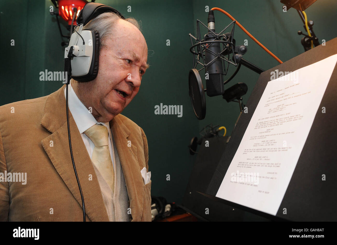 Peter Sallis 87th birthday during recording of Wallace and Gromit Stock