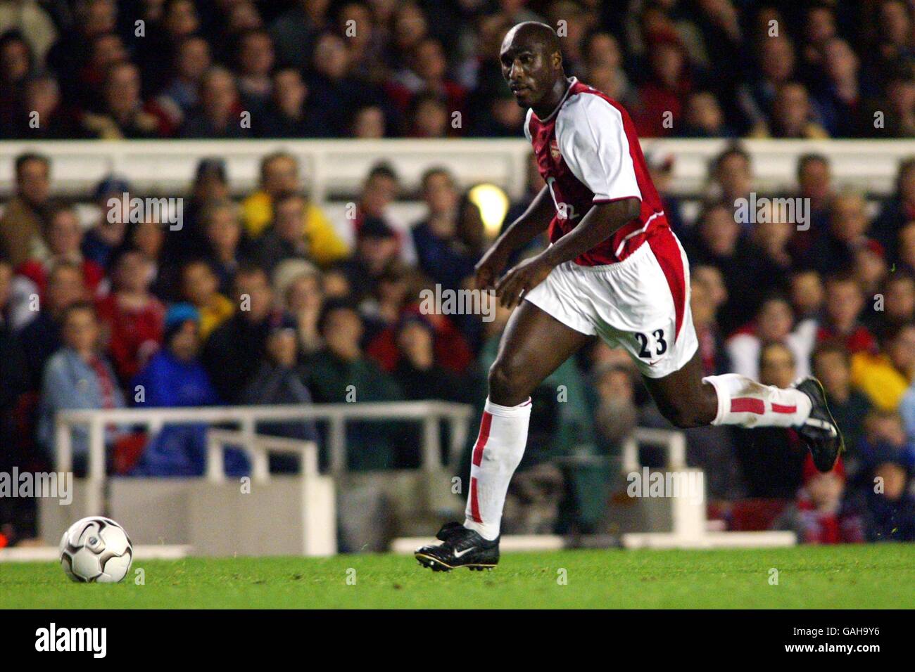 Auxerre Vs Arsenal – Ligue Des Champions 2002-2003 – Programme Ou Souvenir ?
