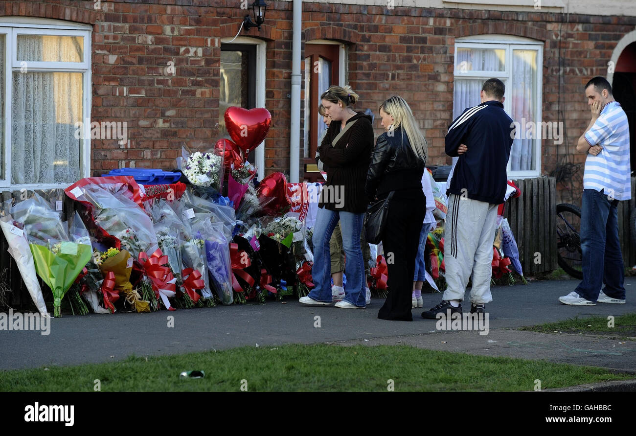 Youth stabbed to death in Hull Stock Photo Alamy