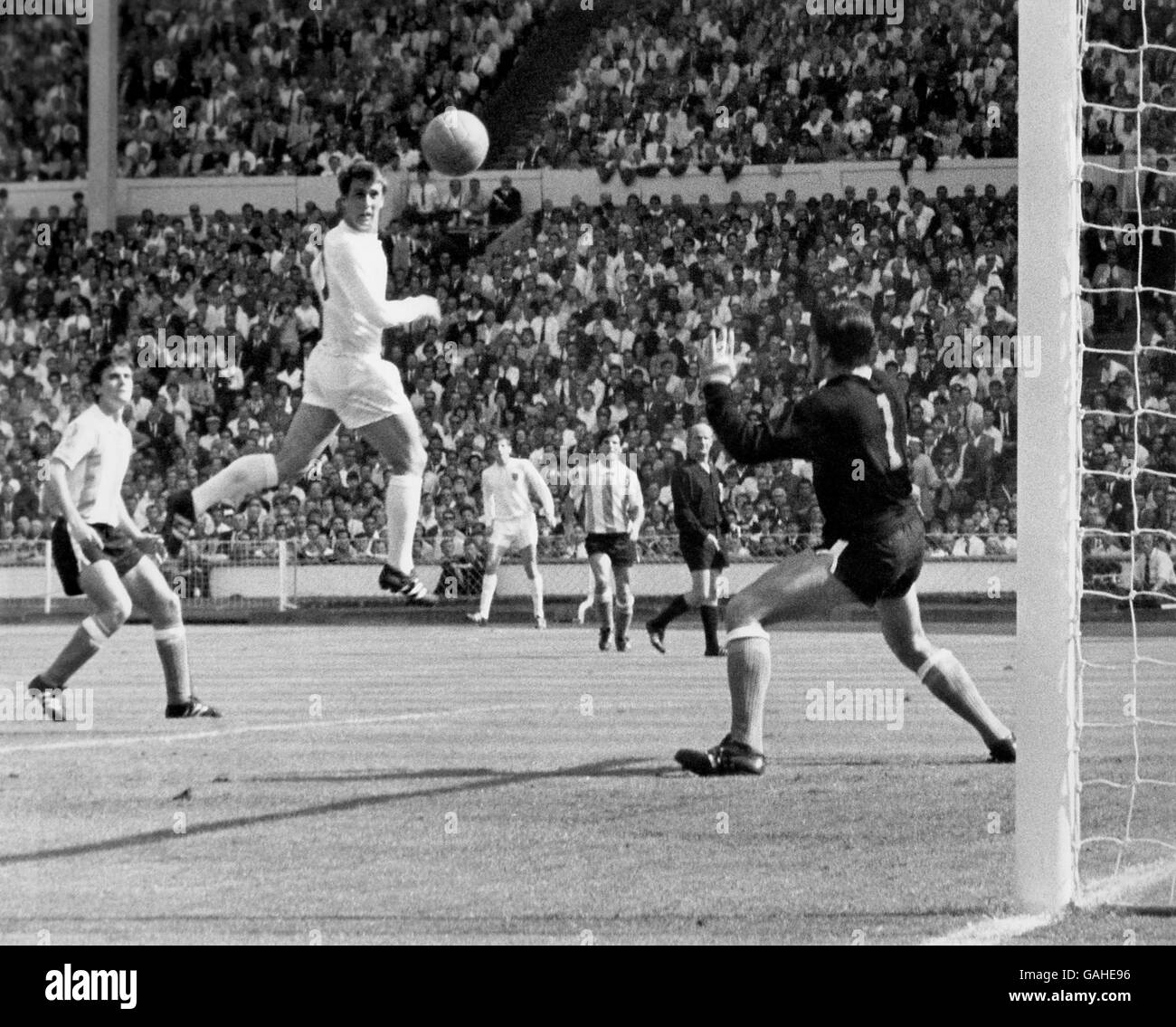 Britaincollection1966engca hires stock photography and images Alamy