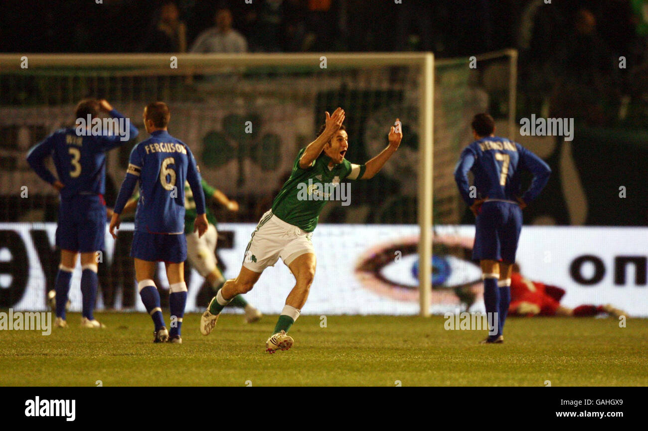Panathinaikos' Ioannis Goumas celebrates scoring during the UEFA Cup