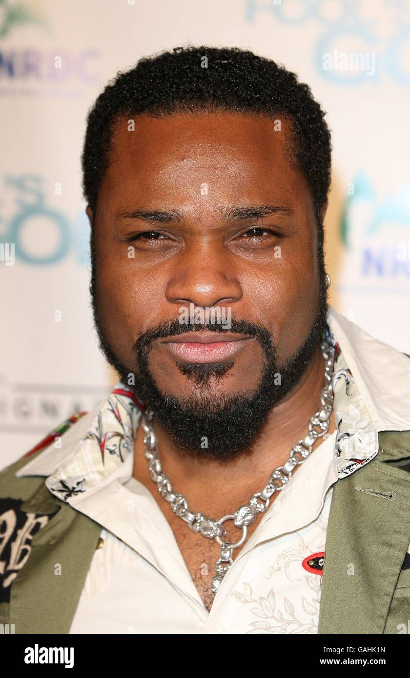 Malcolm jamal warner arrives premiere fools gold graumans chinese