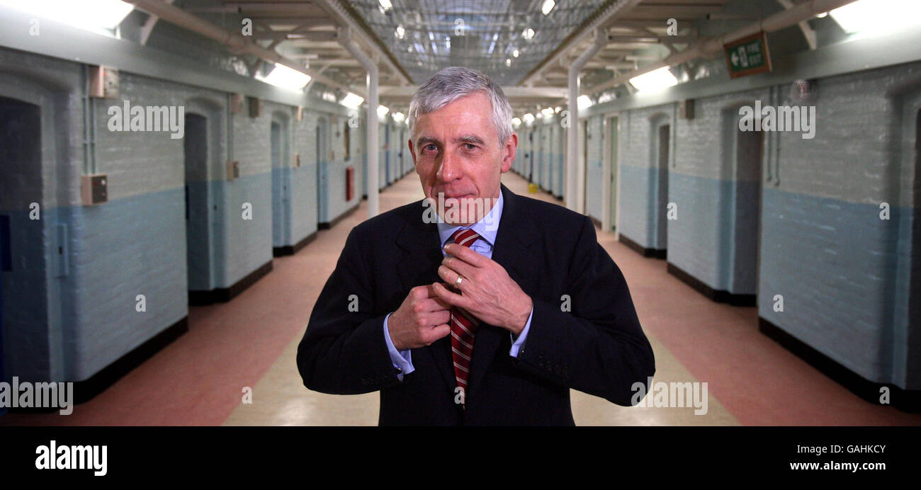Justice Secretary Jack Straw in the newly-refurbished wing of Wandsworth Prison, in south west London, during a visit. Stock Photo