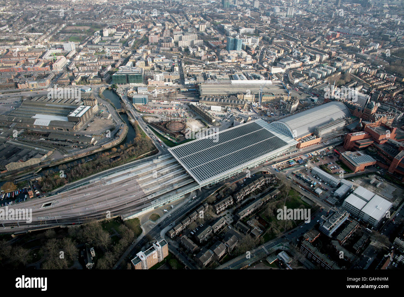 St pancras station aerial hi-res stock photography and images - Alamy