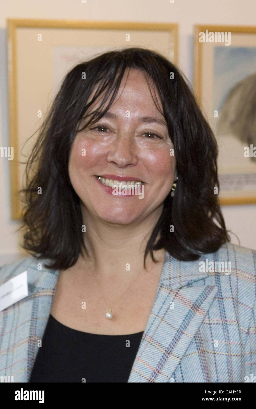 Arabella Weir attends the launch of a photographic and children's art exhibition at the Bharatiya Vidya Bhavan Institute for Indian Art and Culture in West Kensington, London. Stock Photo