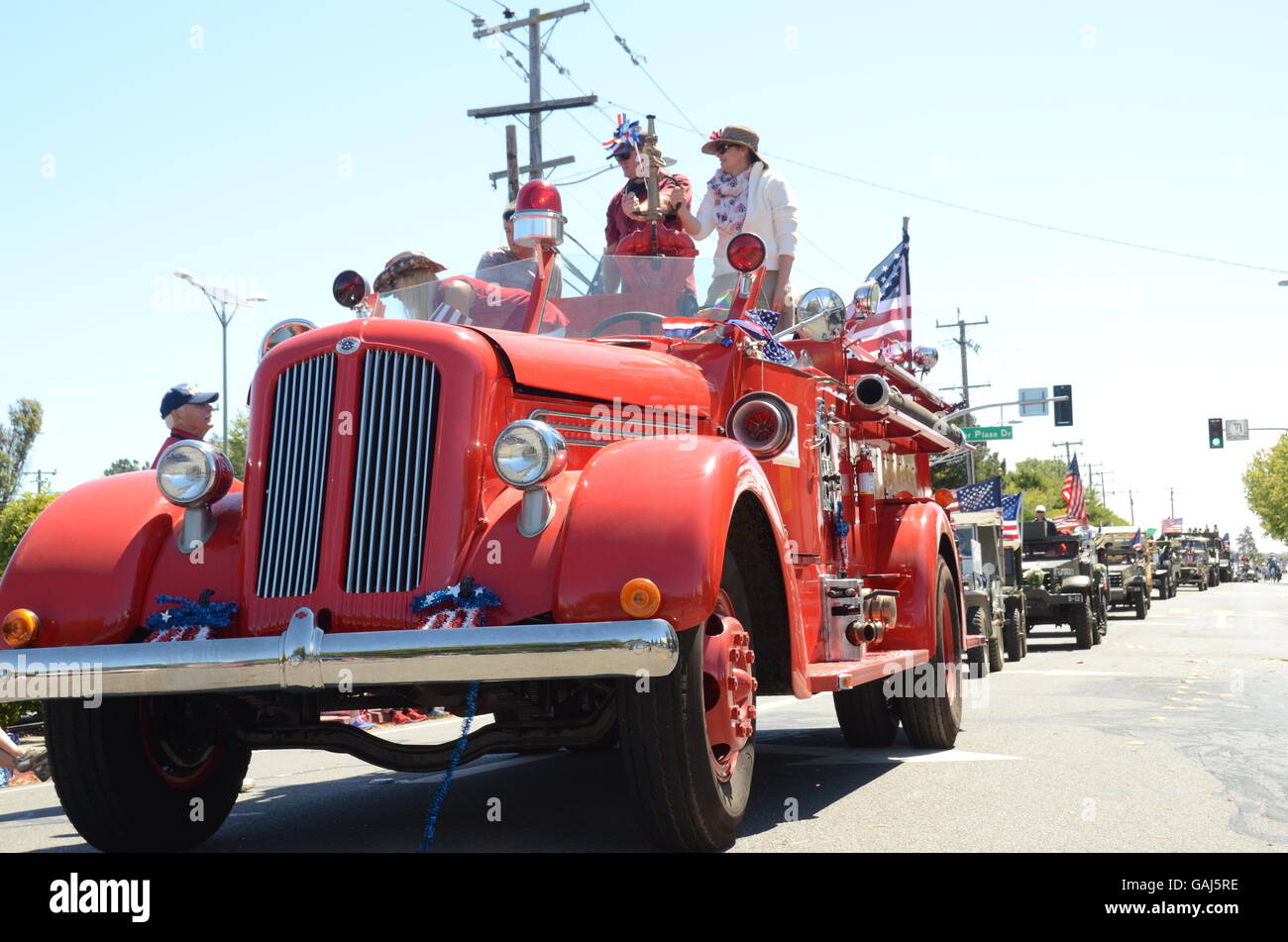 The Twin Cities Fourth of July parade has the towns of Corte Madera and