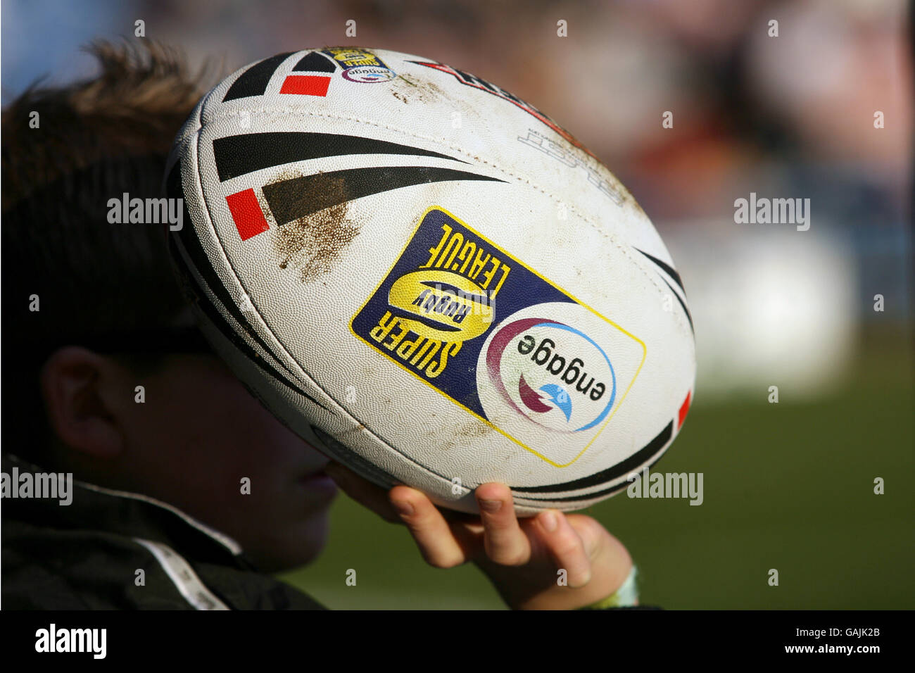 General view of the official super league rugby ball hi-res stock  photography and images - Alamy