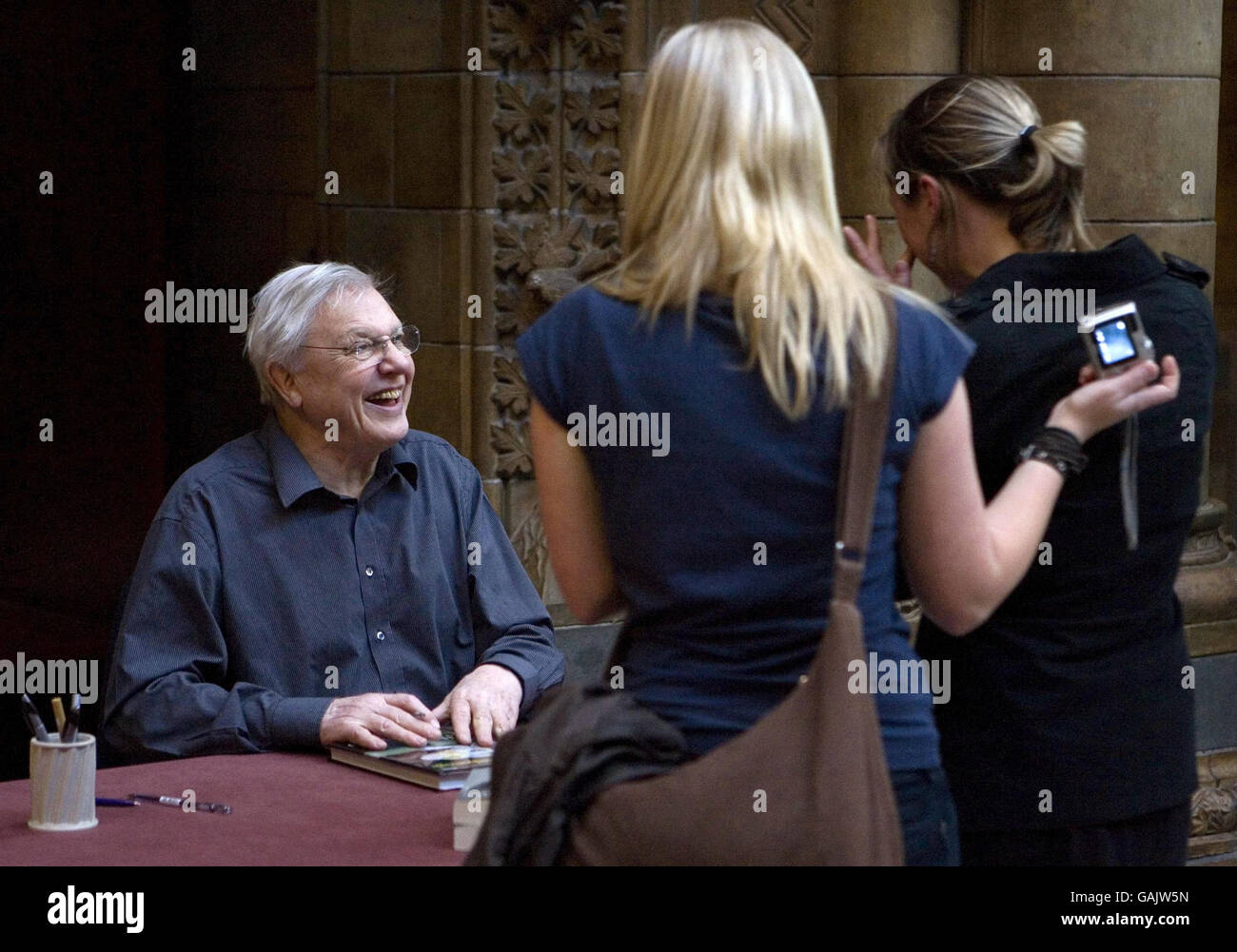 Sir David Attenborough Book Signing London Stock Photo Alamy
