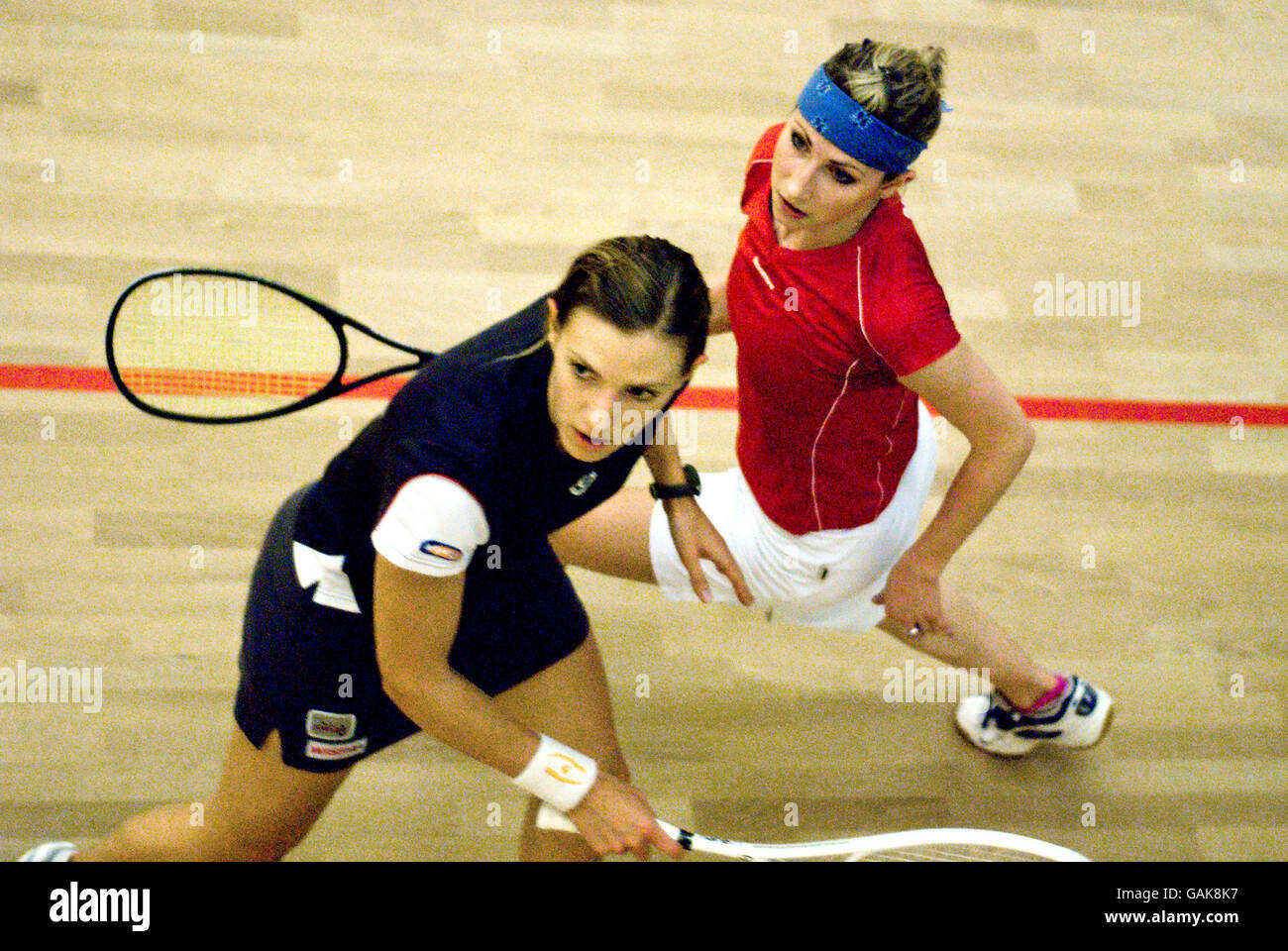 Squash - Premier Squash League - Nottingham v Birmingham University - Nottingham Squash Rackets Club. Nottingham's Sarah Kippax and Birmingham University's Laura Lengthorn-Massaro Stock Photo