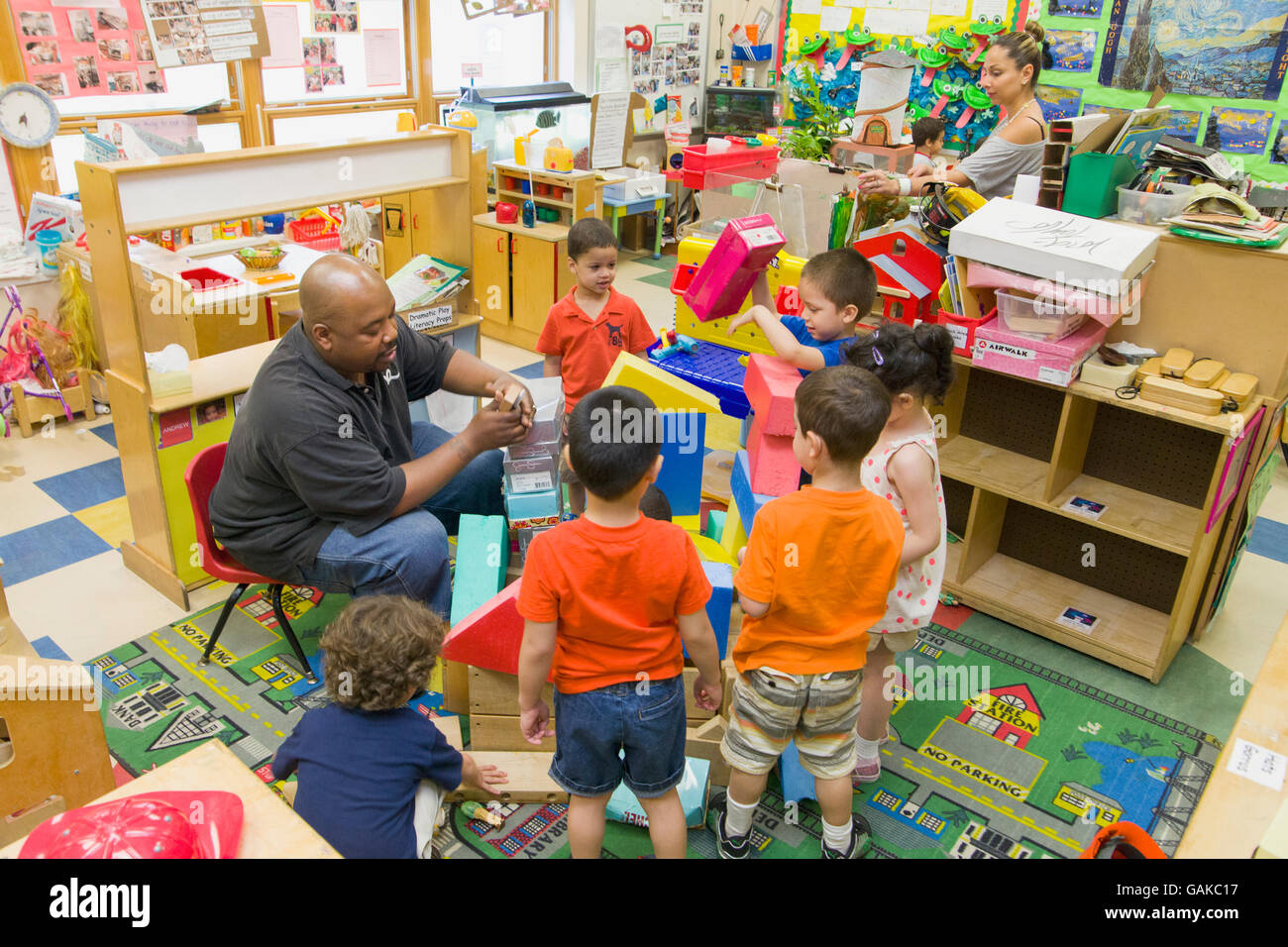 Preschool children in classroom hi-res stock photography and ...