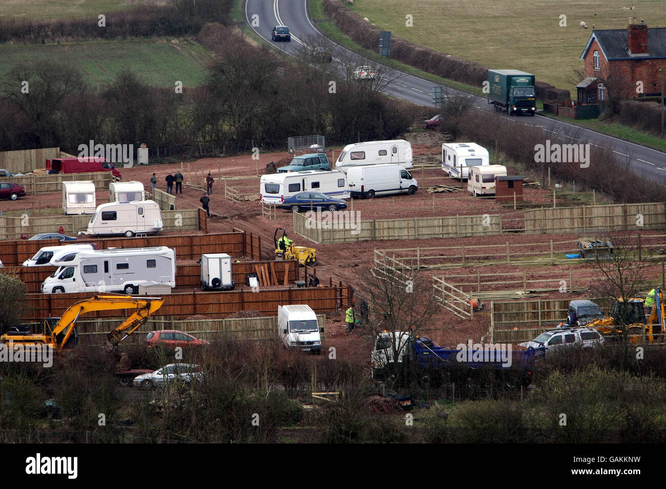 A general view of a gypsy camp established along the Fosse Way which is overlooked by the home of cabinet minister Tessa Jowell near to the town of Shipston-on-Stour. Stock Photo