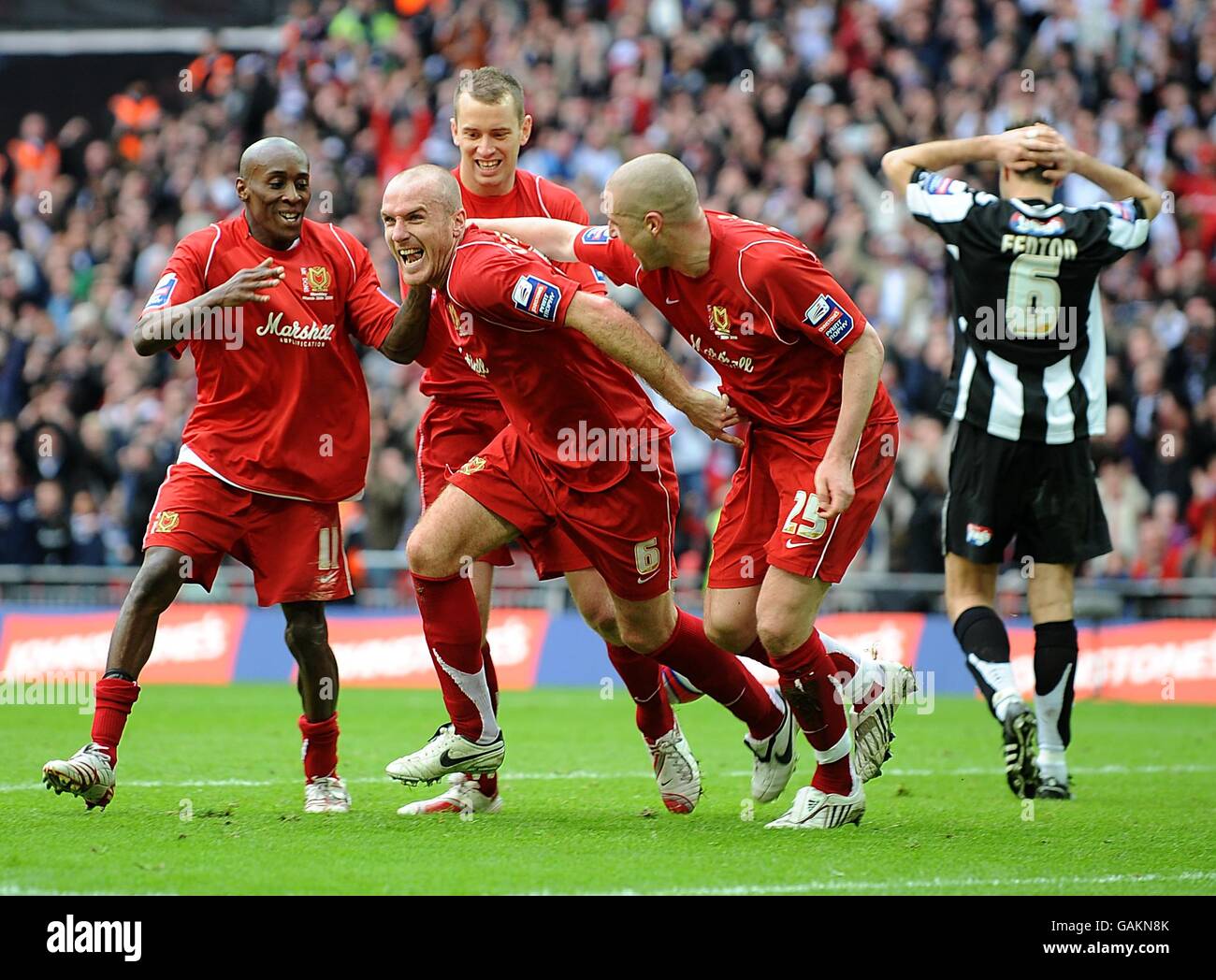 Milton Keynes Dons' Sean O'Hanlon celebrates scoring his sides second goal Stock Photo