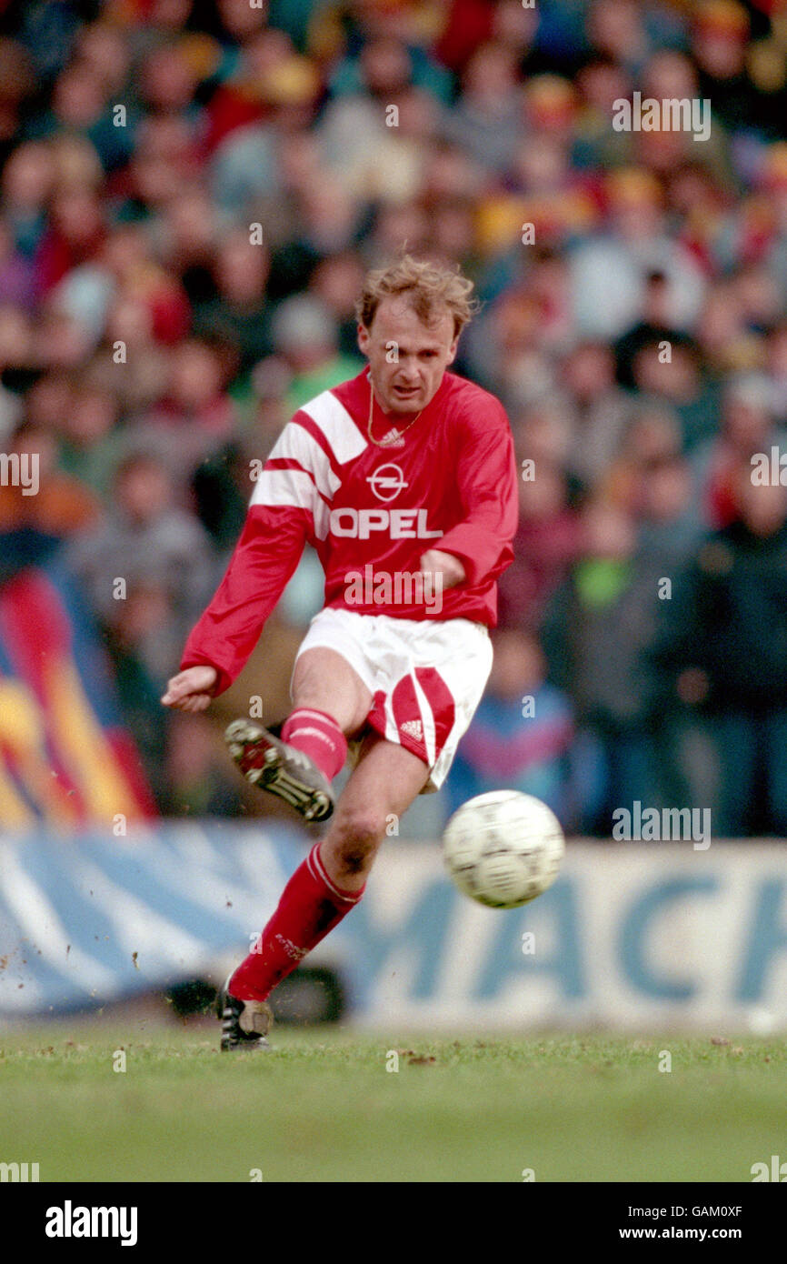 Czech Soccer - Sparta Prague v Slavia Prague. Radek Bejbl, Slavia Prague  (right Stock Photo - Alamy